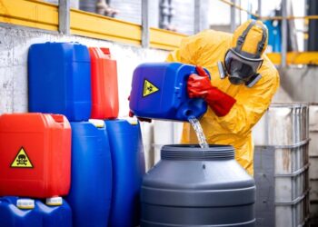 How to Handle Toxic Chemicals | The Chemistry Blog